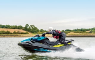 Kawasaki Ultra 310 on the water