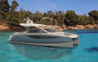 Four Winns Introduce New Catamaran