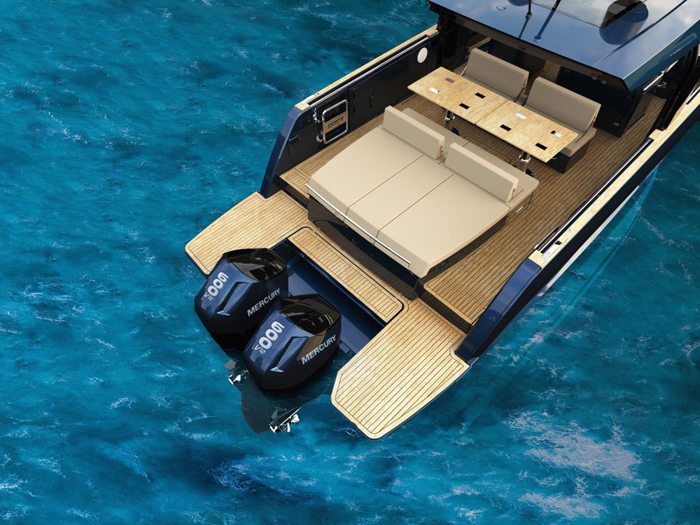 Fjord 41 XP - Serious sunbathing space.