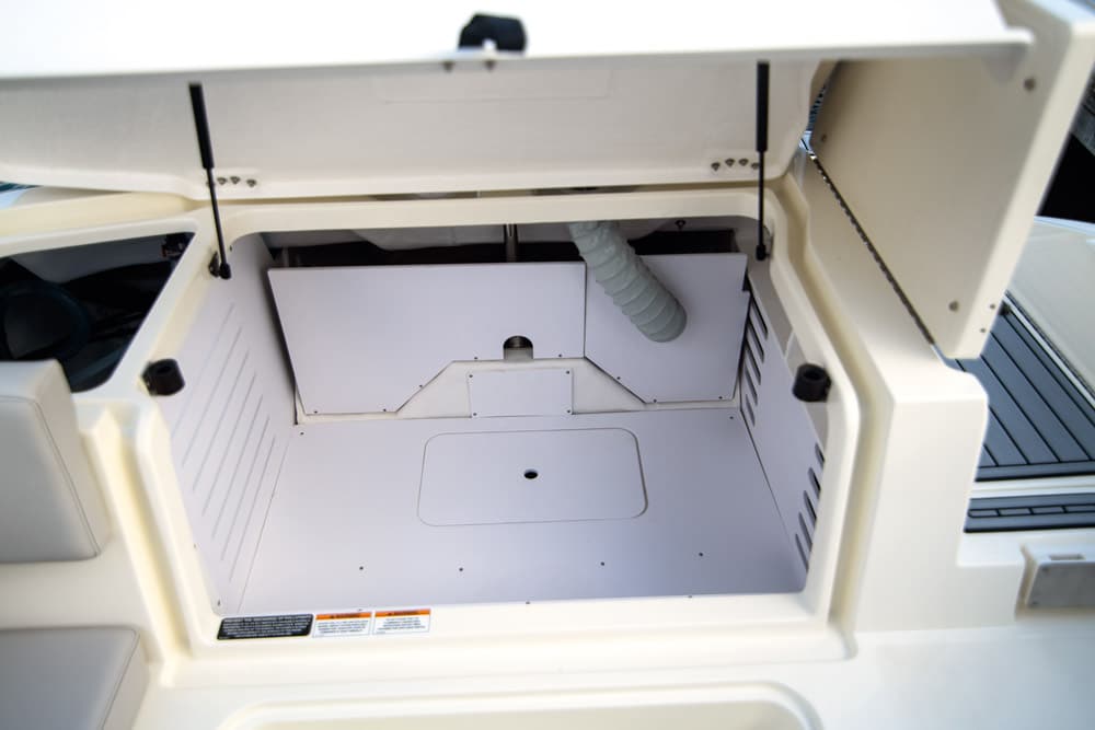 Sea Ray - The SPOe has a huge storage area under the sunbed.