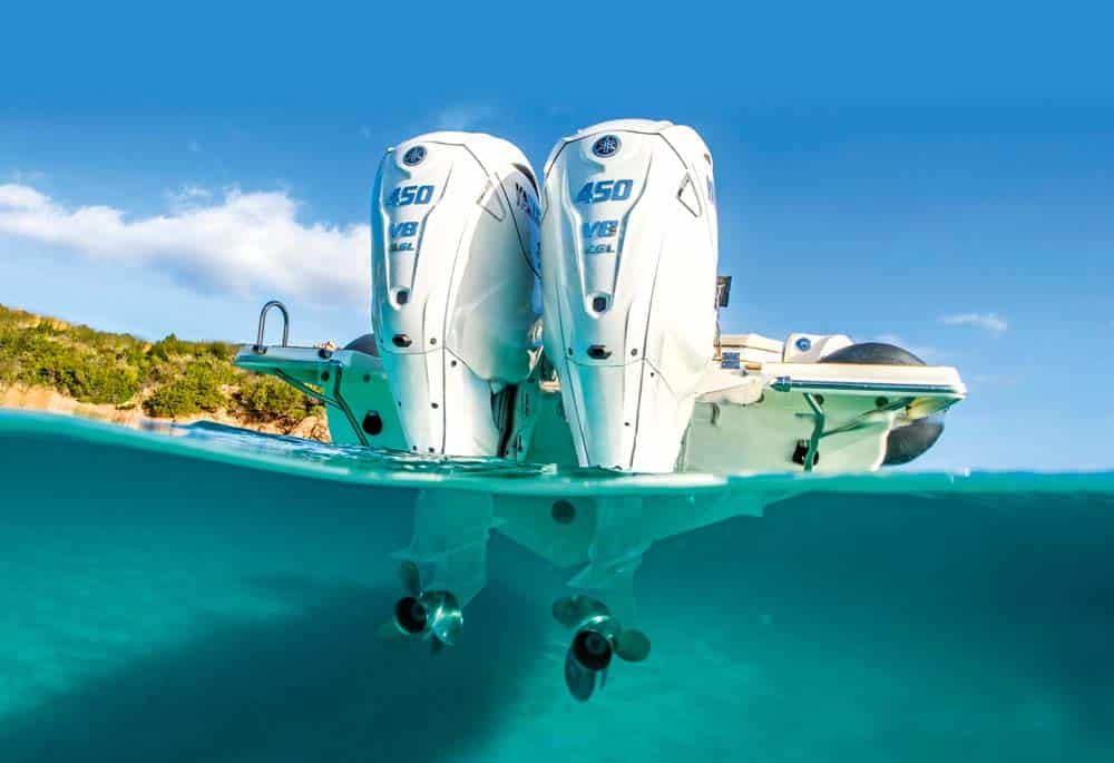 Yamaha outboard engine 450 V8