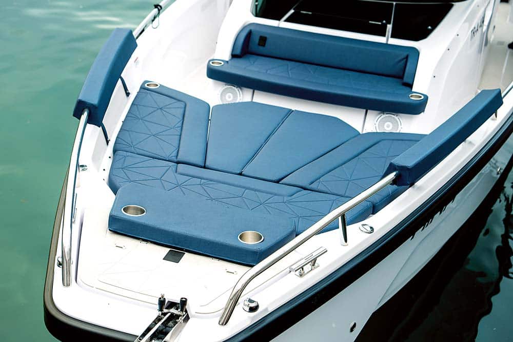Axopar 29 - The multi cabin is accessed through the forward bow seating. 