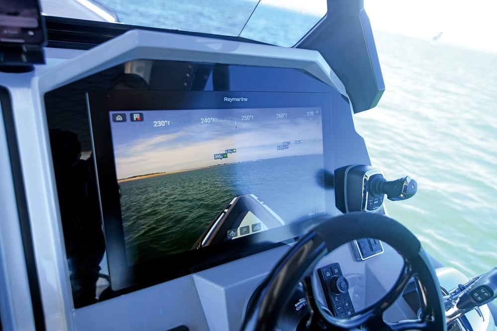 Ring 1080 Trophy. An augmented view from the T-top camera. 