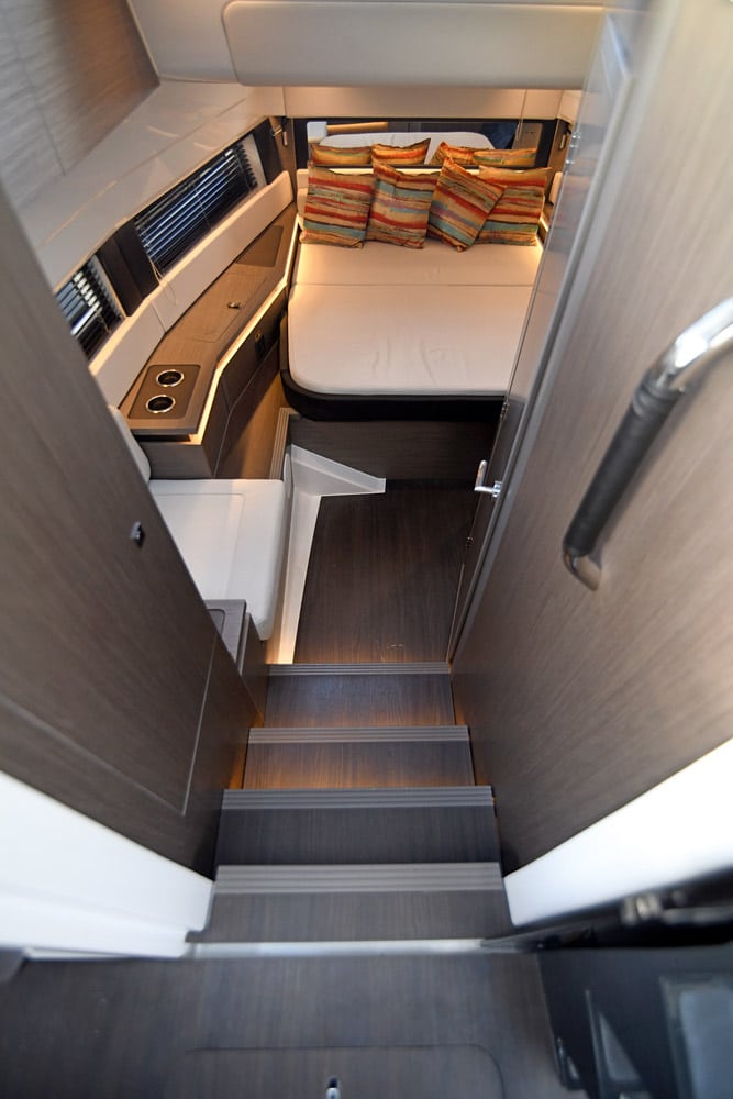 Wellcraft 355 - accomodation