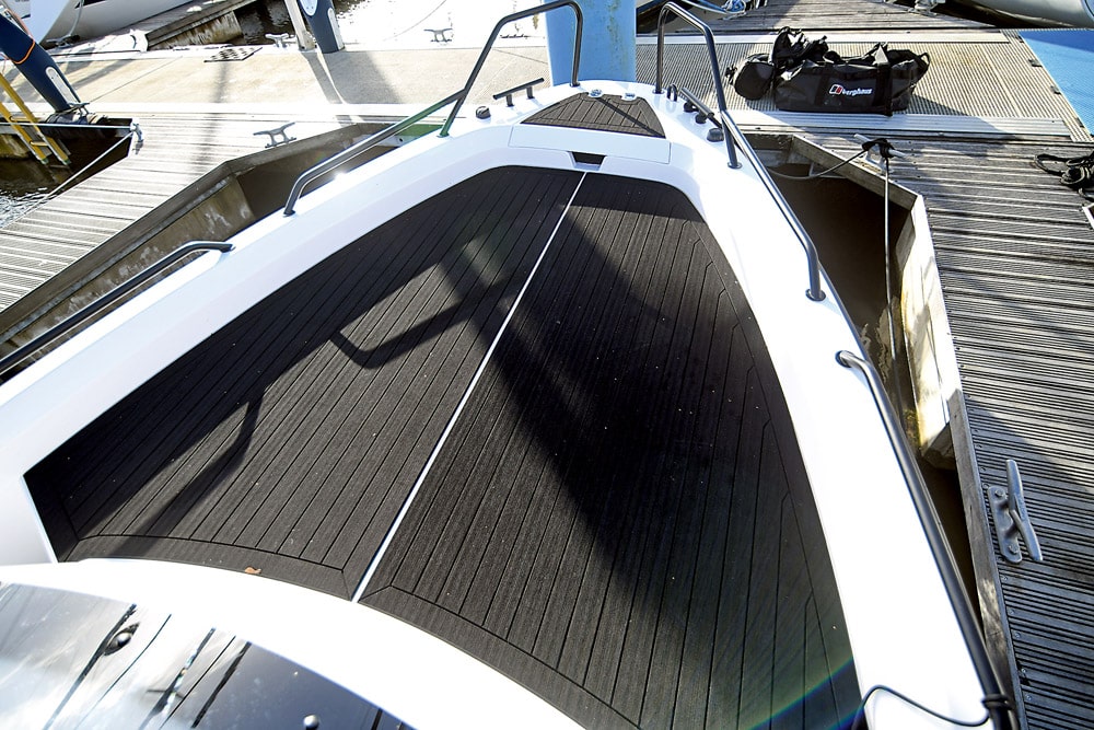 A large sunbed can be fitted onto the foredeck.