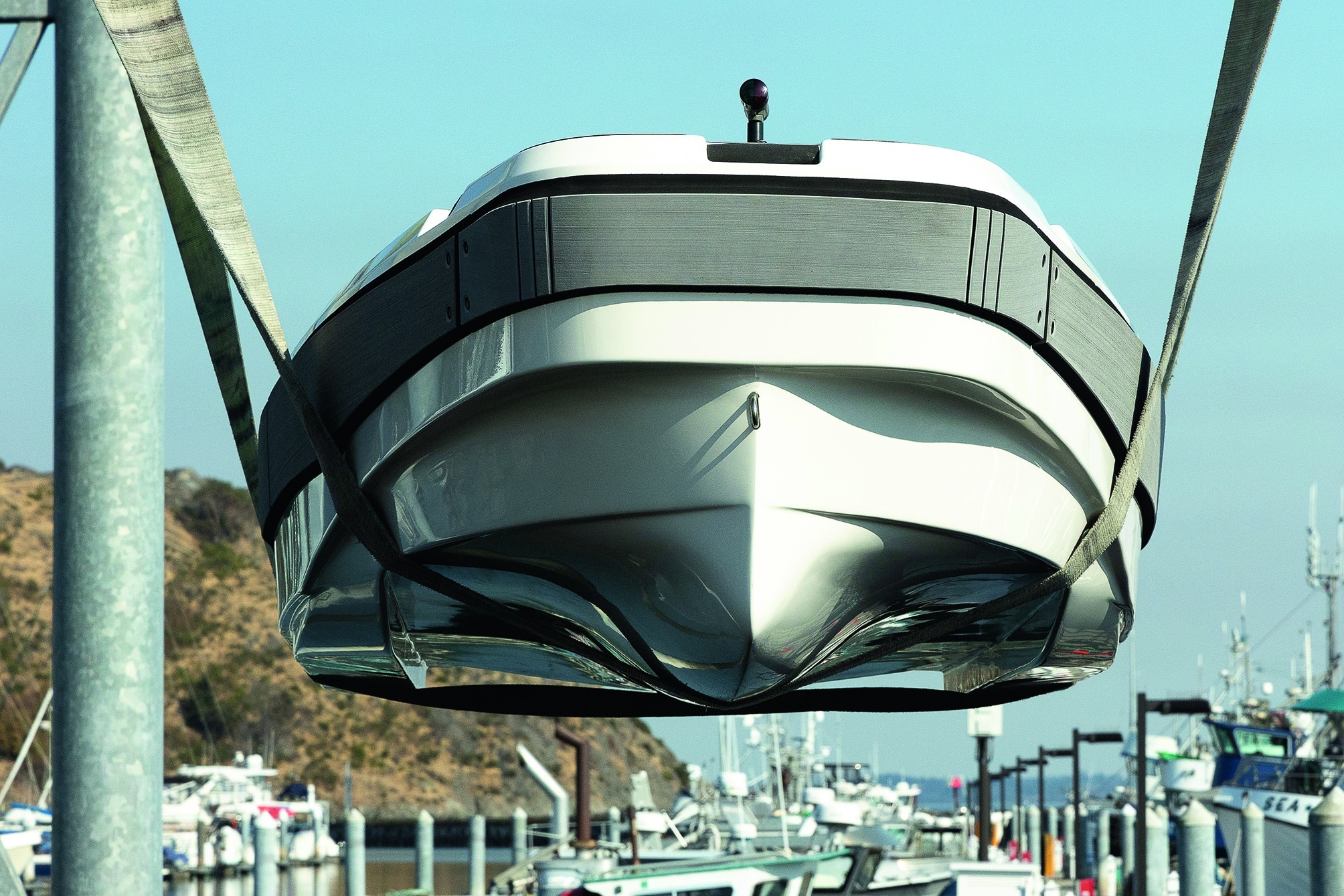 Aspen Carbon Cat hull