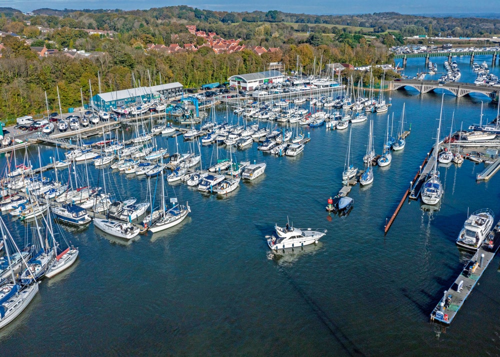 boatfolk - Deacons Marina. 