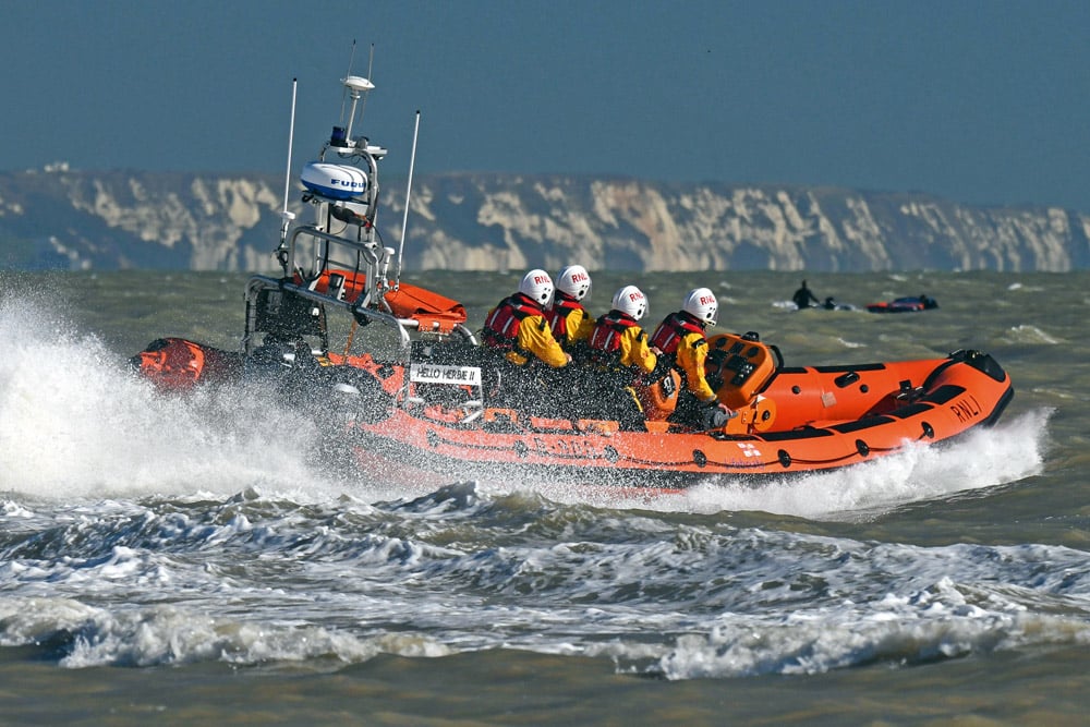 RNLI Rye Harbour B-900 © Stephen Duncombe
