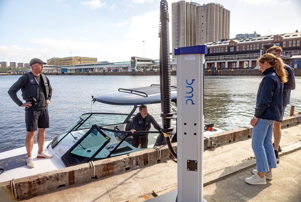 The Plug charger provided 135 kW continuous DC charging for Candela C-8, which is the first hydrofoiling powerboat that can be fast charged