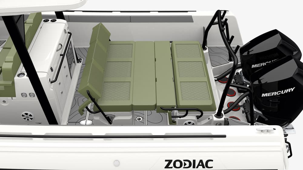 Zodiac X10CC. A sunbed is easily formed from the aft seating. 