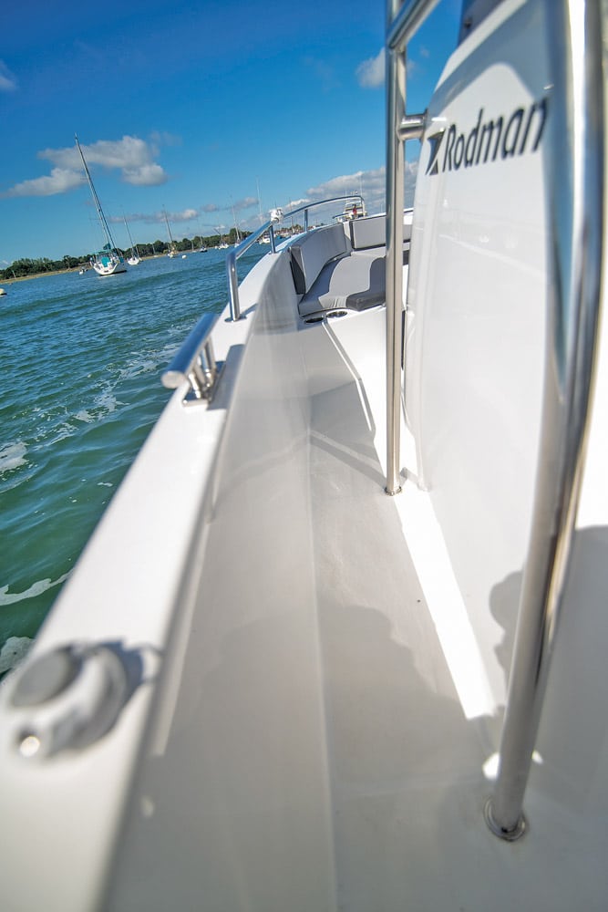 Deep side decks.