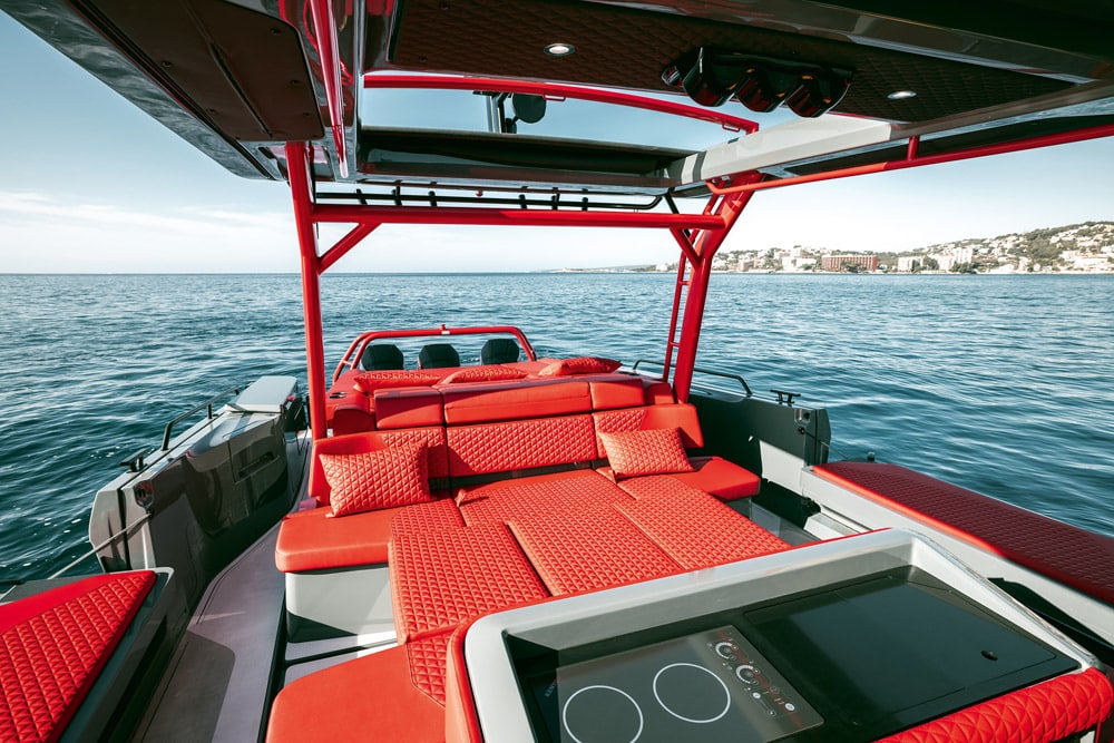 With the galley slid forward you can create another big sunbed.