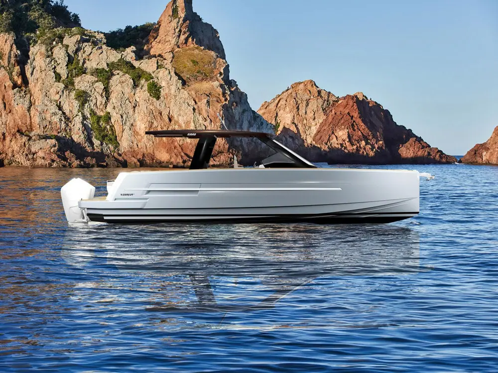 Fjord 39 XL/XP - Powerboat and RIB