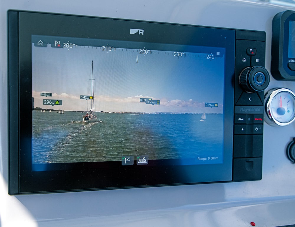 AR provides a detailed perspective in crowded waters.