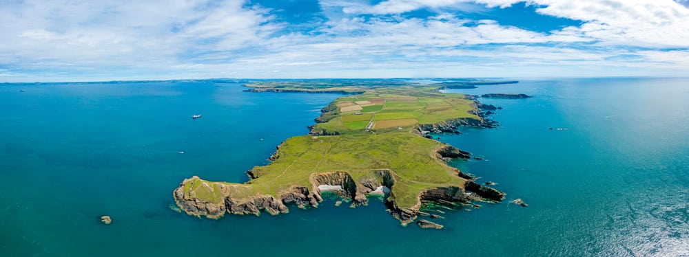 Pembroke coast. ©Richard Whitcombe-Shutterstock
