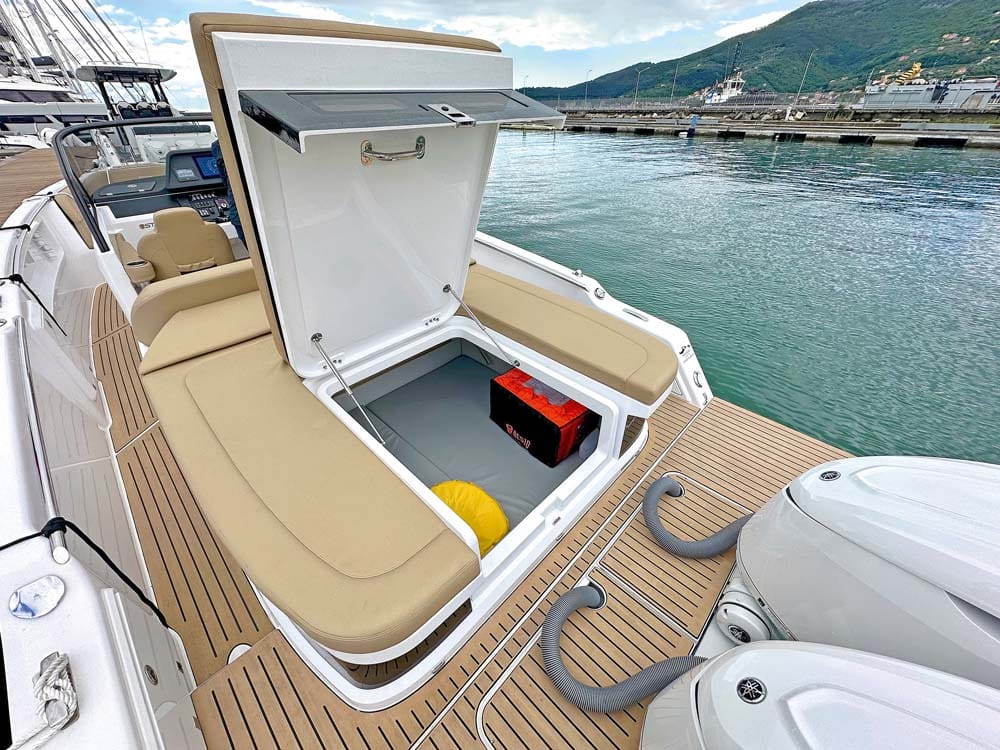 Shallow aft cabin on the Sterk 31RC