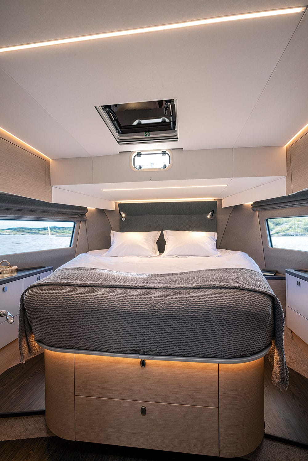 Forward cabin