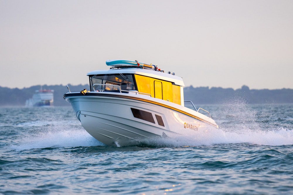 Quarken T27 - Cabin at sunset