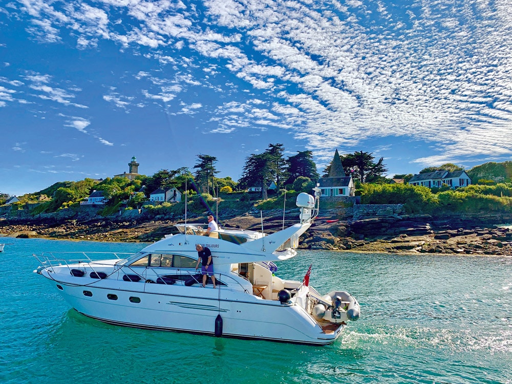 Chausey Sound © J. Mourant