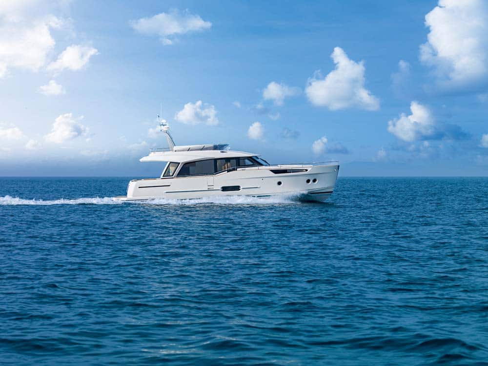 Greenline 48 Hybrid