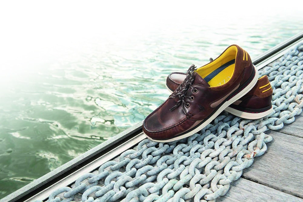 Corinthian Pro - DARK BROWN