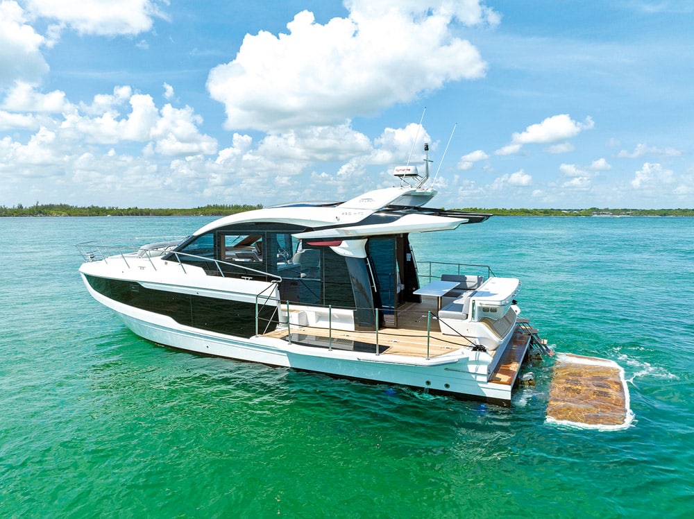 Galeon 450 HTC