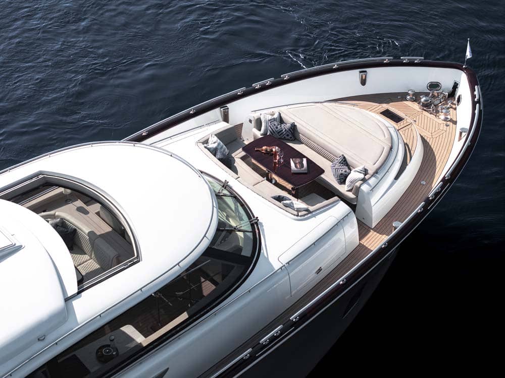 Zeelander 8 Zeelander Yachts. Zeelander 8