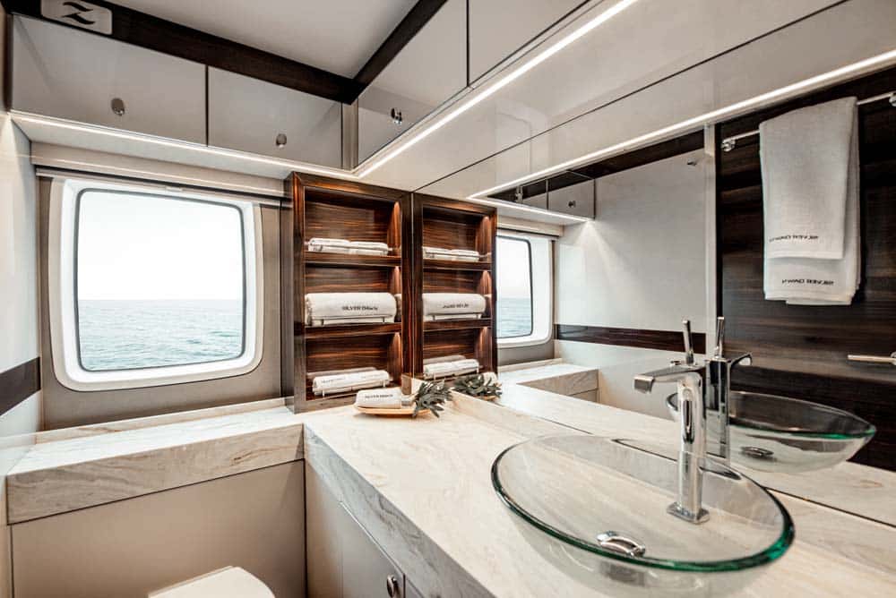 Zeelander 8 Zeelander Yachts. Zeelander 8