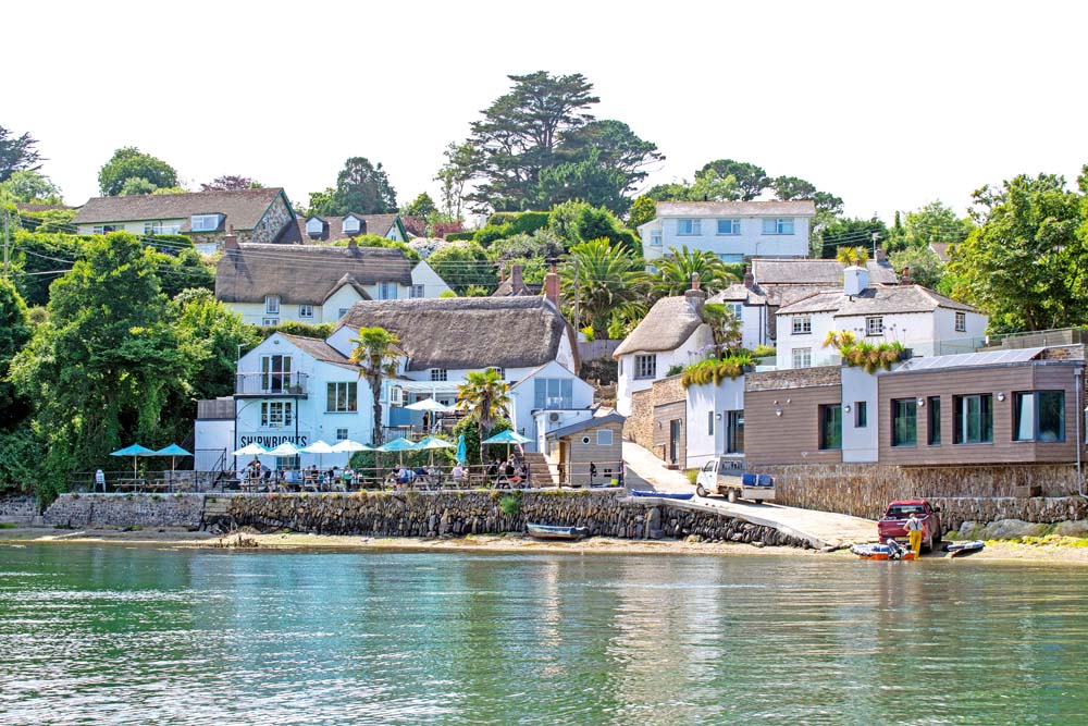 Fish being unloaded for the Shipwright’s Arms in Helford.