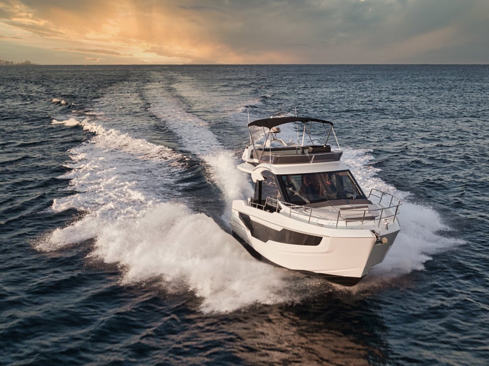 Galeon Fly 400 at the British Motor Yacht Show from Argo Yachting