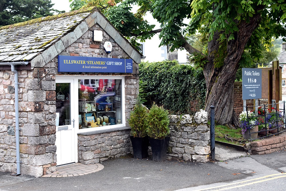 Gift shops and public toilets