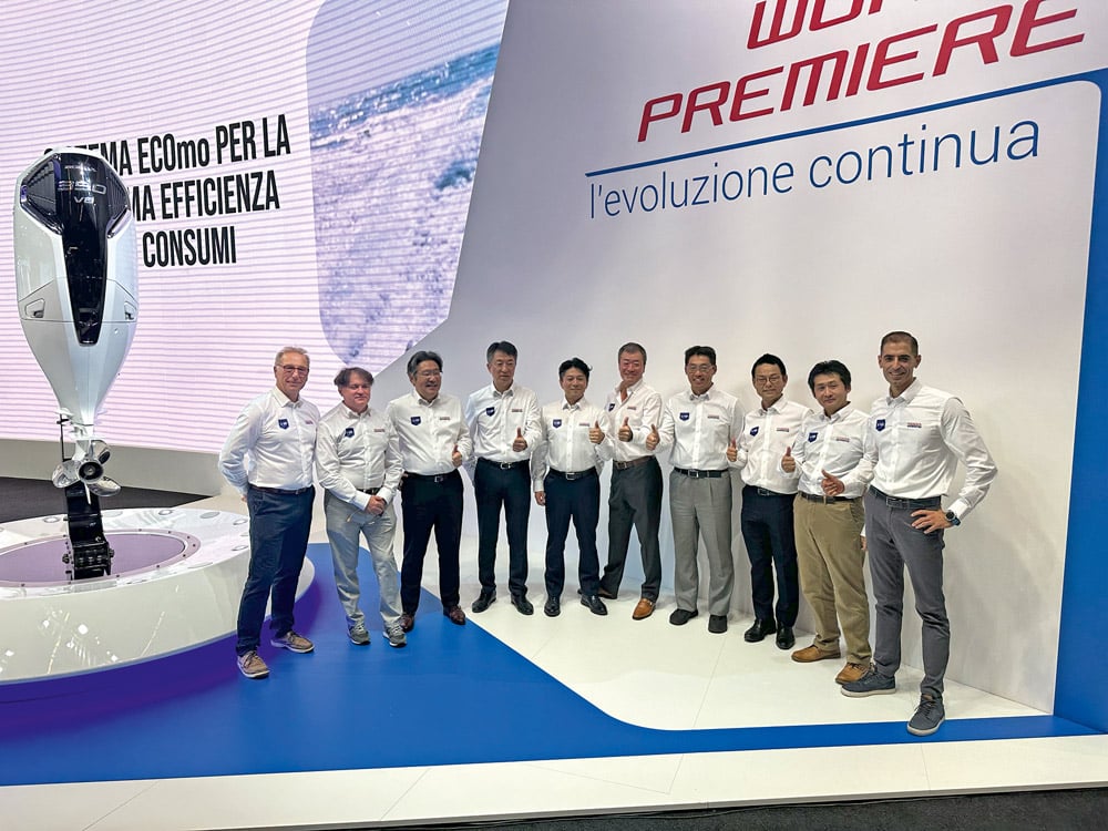 A proud moment for Honda. The ‘big’ reveal attended by the Honda development team.