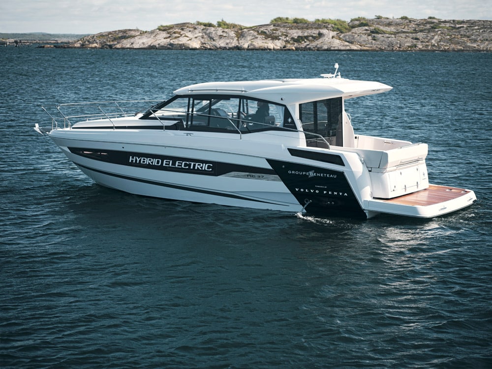 Volvo NC37 hybrid prototype