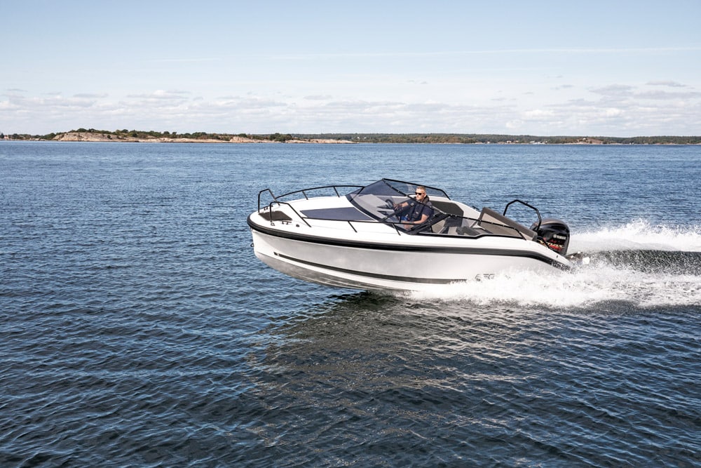 Without doubt, the 650VI DC’s underside is as good as its topside.