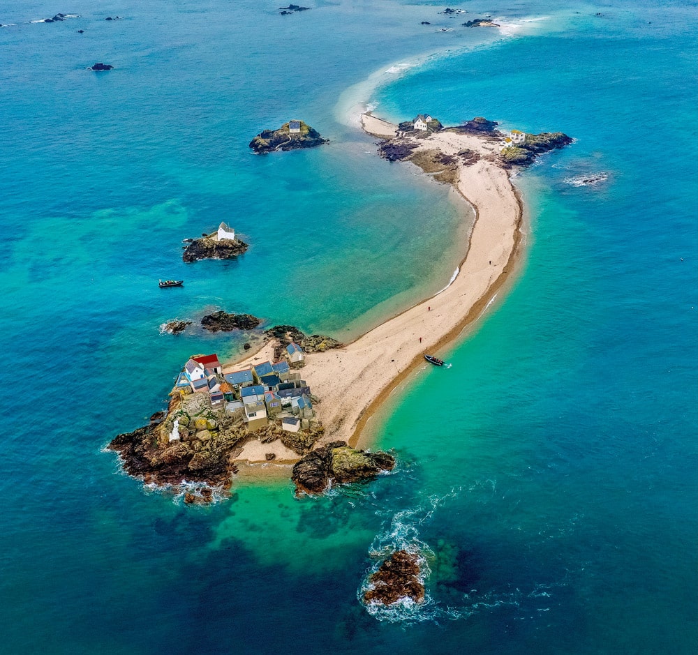 Les Ecrehous Jersey. ©Jason Masterman. visit Jersey, channel islands