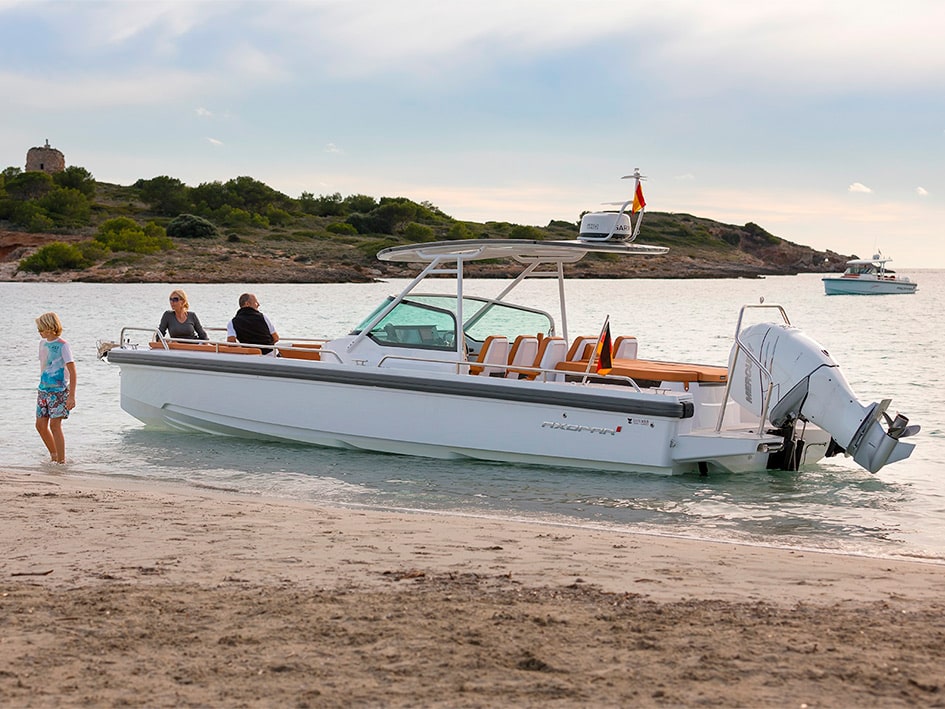 Powerboat and RIB