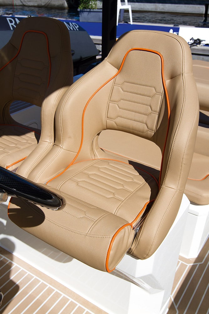 Roam 8 seatingRoam 8 seating