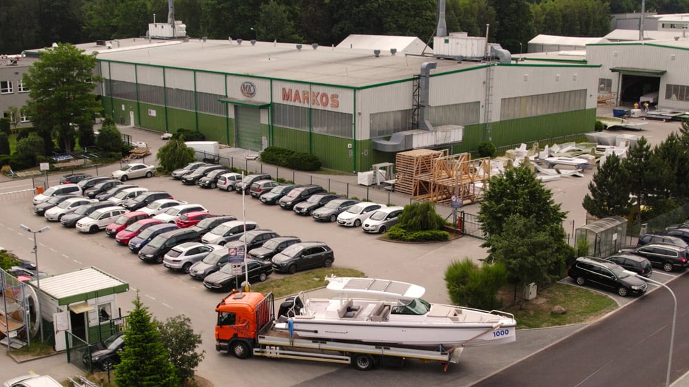 Axopar Production - Markos
