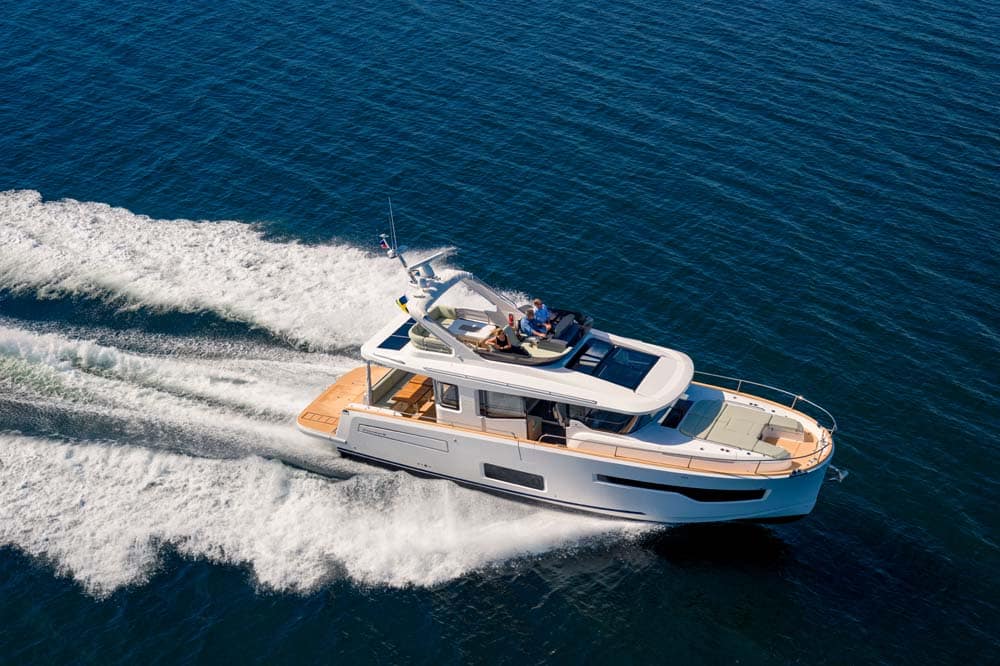Nimbus 495 Flybridge wins the prestigious award European Powerboat of the Year 2025
