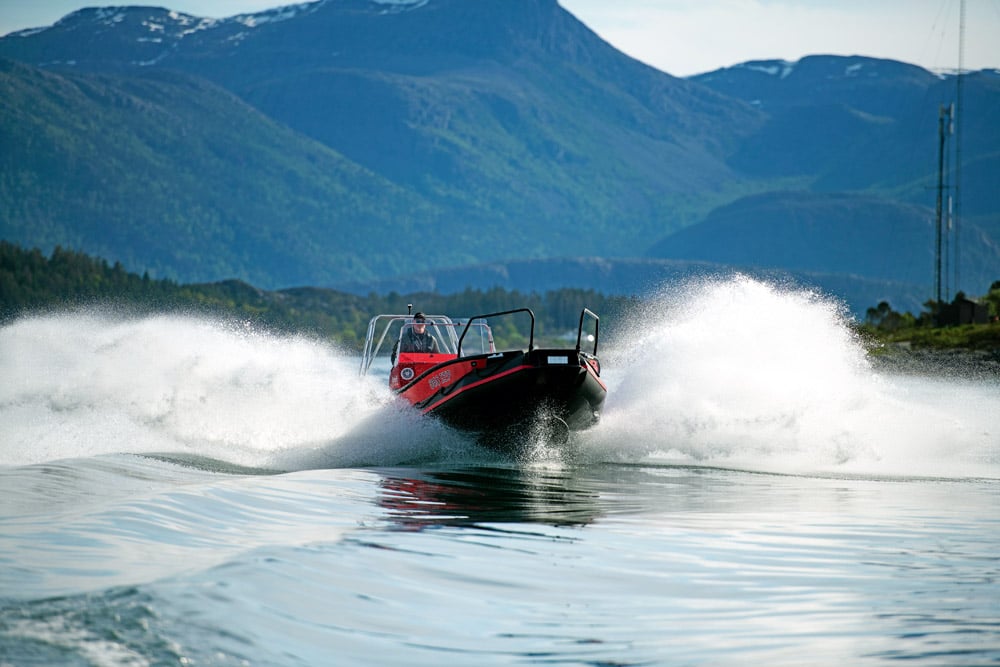 The 8.6m Polarcirkel has a top speed of 40 knots, courtesy of its 400hp Evoy Hurricane inboard motor