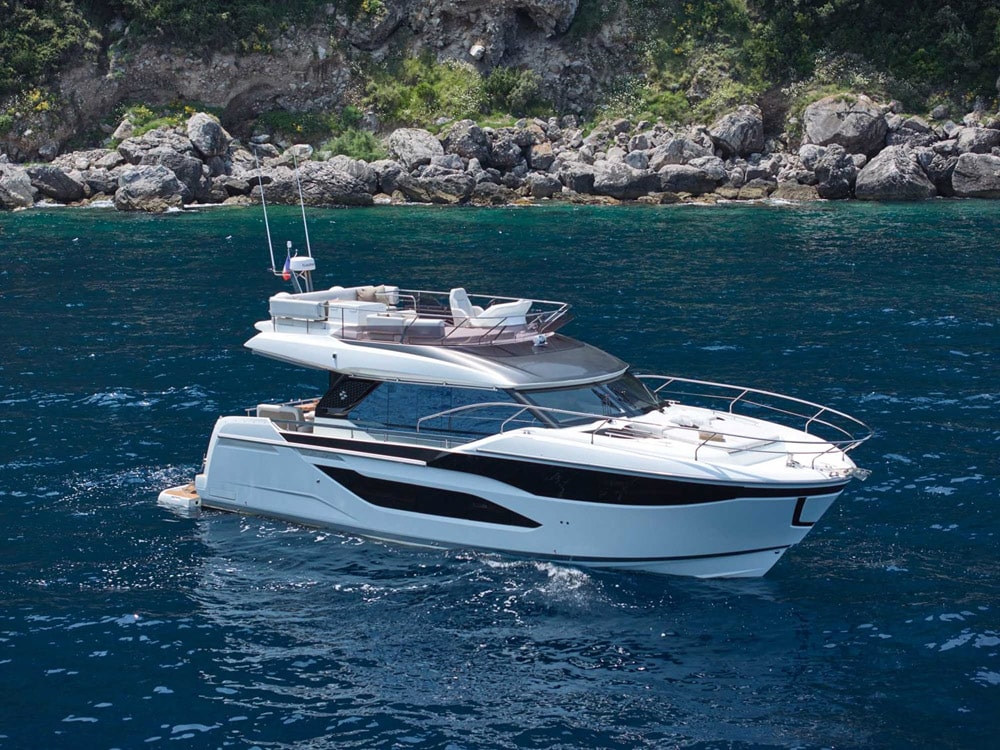 Southampton International Boat Show - Prestige F4.9