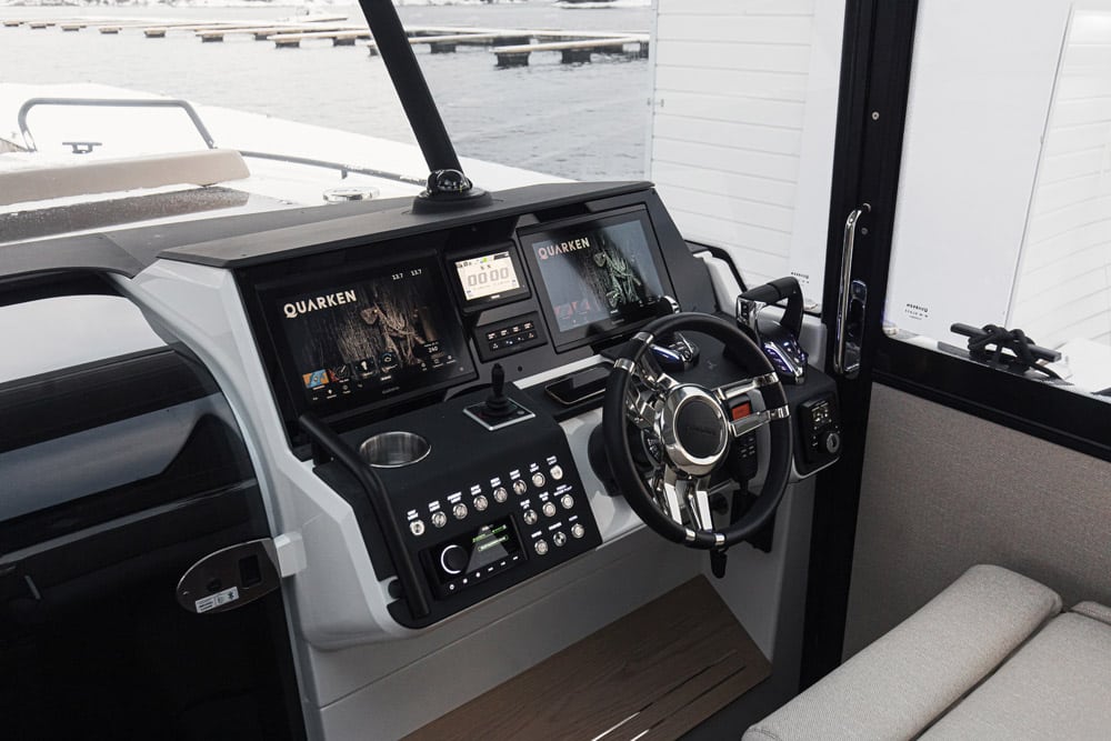 Quarken 35 Cabin helm interior