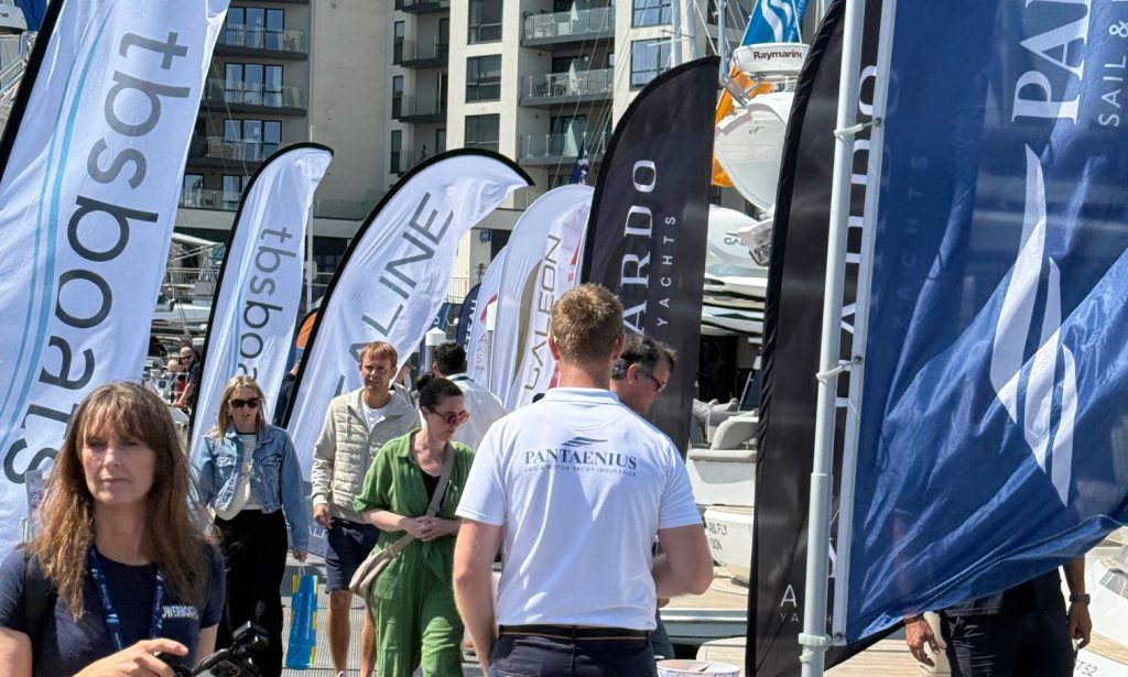 Visitors to the South Coast and Green Tech Boat show wondering the pontoon walkways.