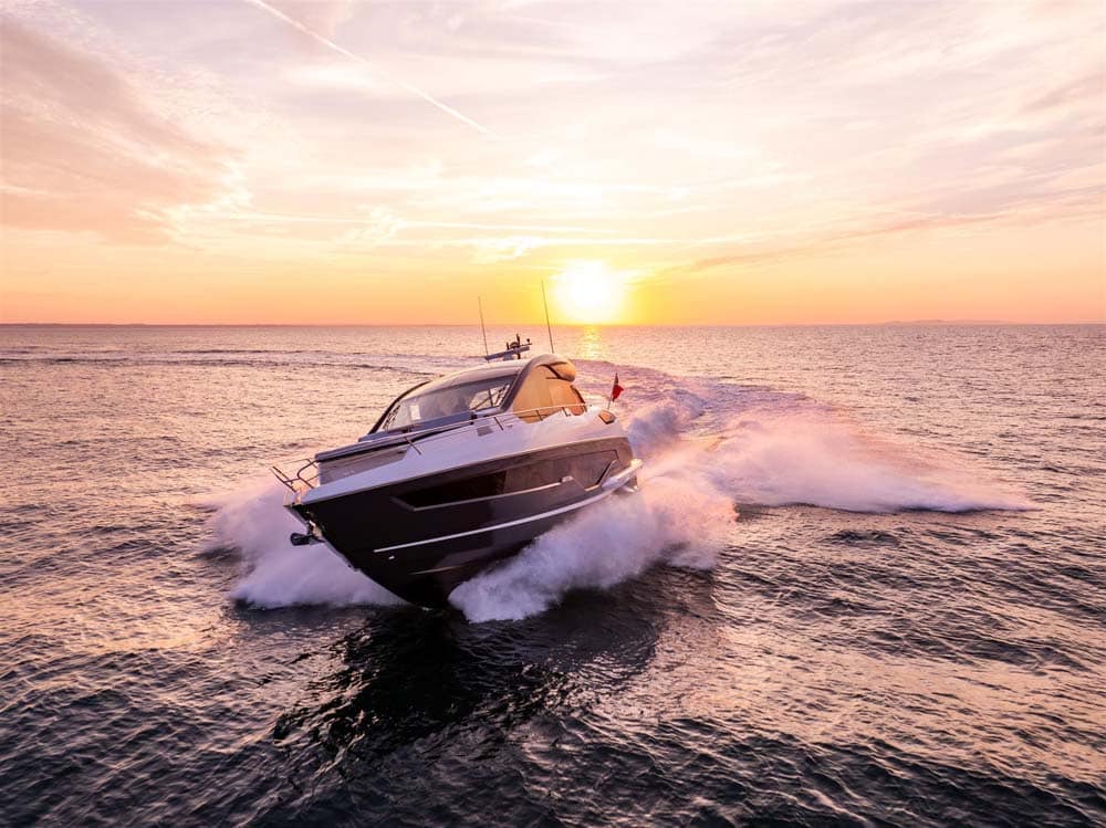 British Motor Yacht Show - Sunseeker Predator 55