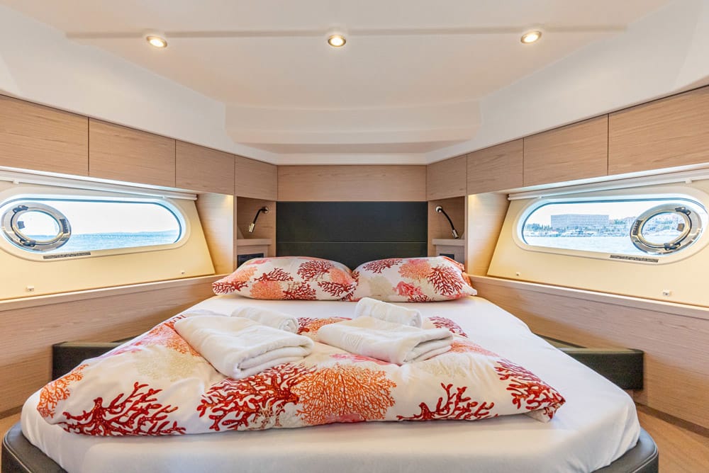 Beneteau Swift Trawler 48 cabin