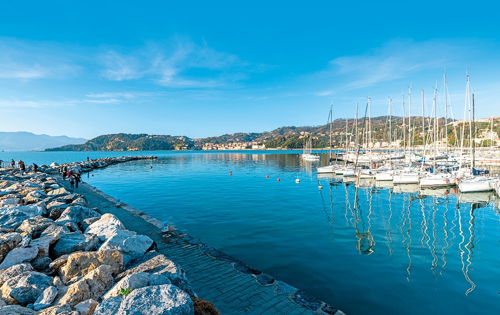 The Gulf of La Spezia seen from Lerici, Liguria. © iStock /Giuliano Del Moretto.
La Spezia