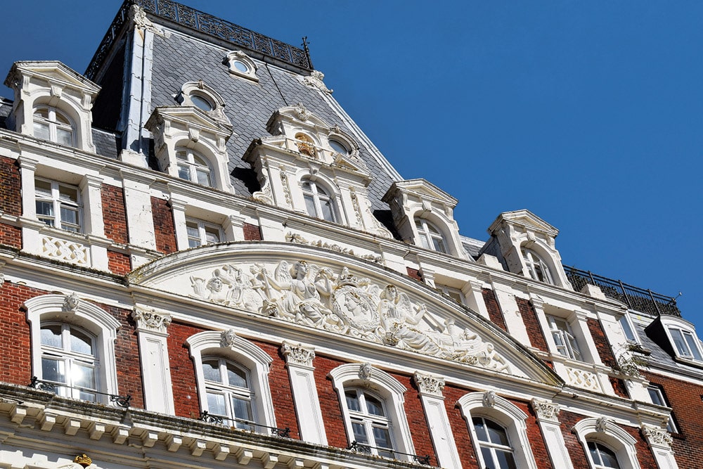 The South Western hotel was the starting point for destinations across the world