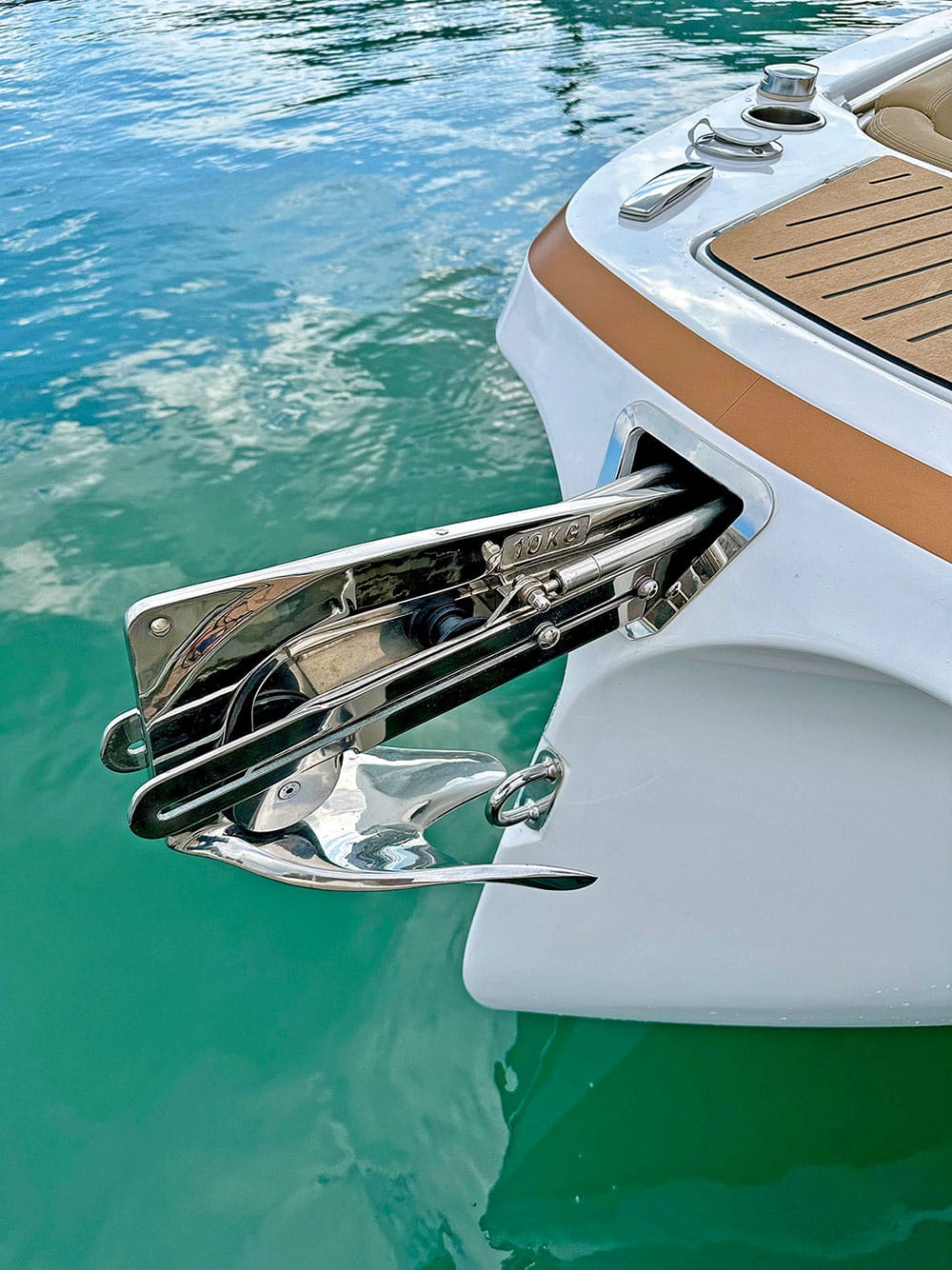 The anchor arrangement could be a bit of a weapon in the wrong hands! German sports boat