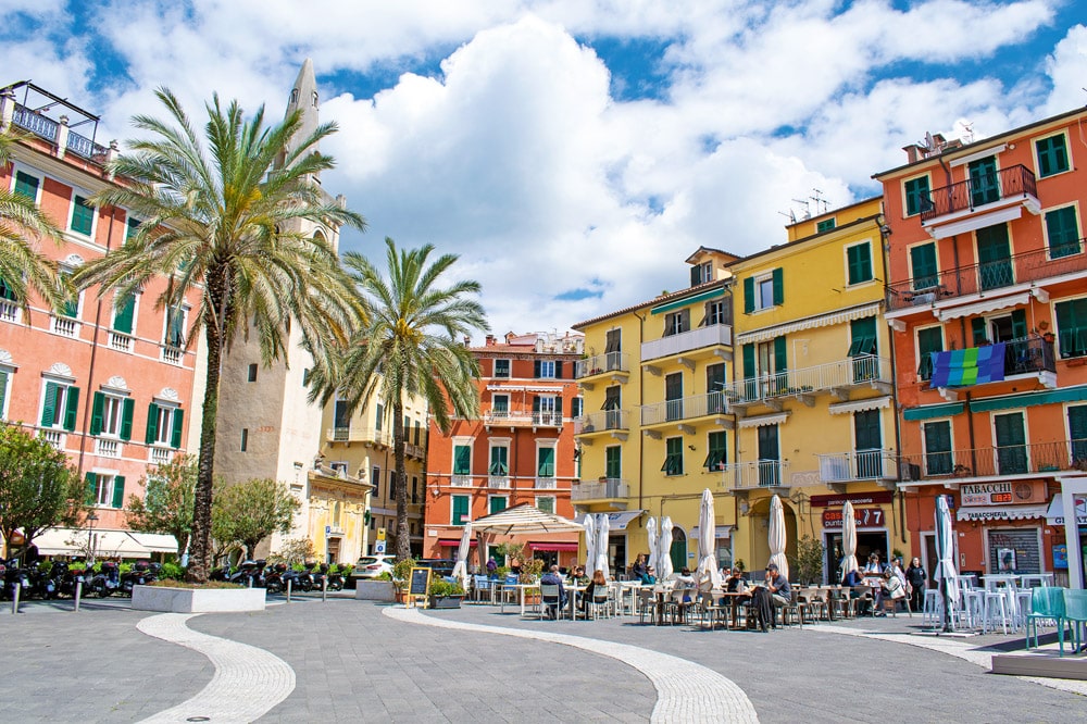 The square in Lerici has lots of restaurants overlooking the bay.