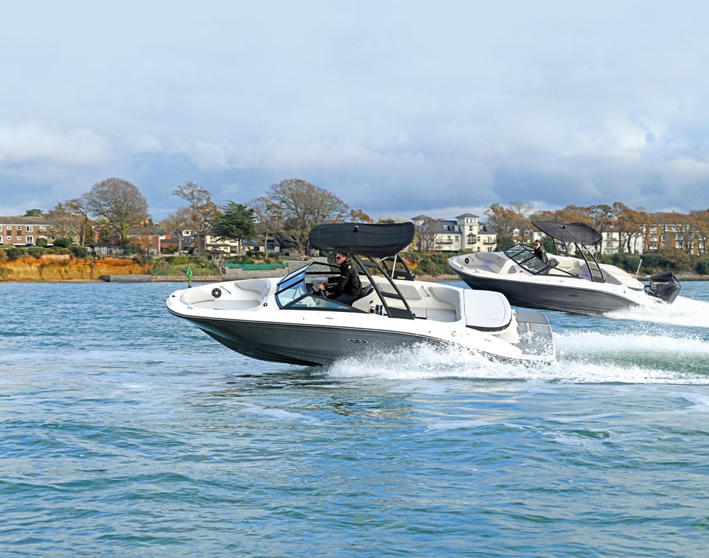 Sea Ray 210 SPXe Sea Ray 210 SPOe